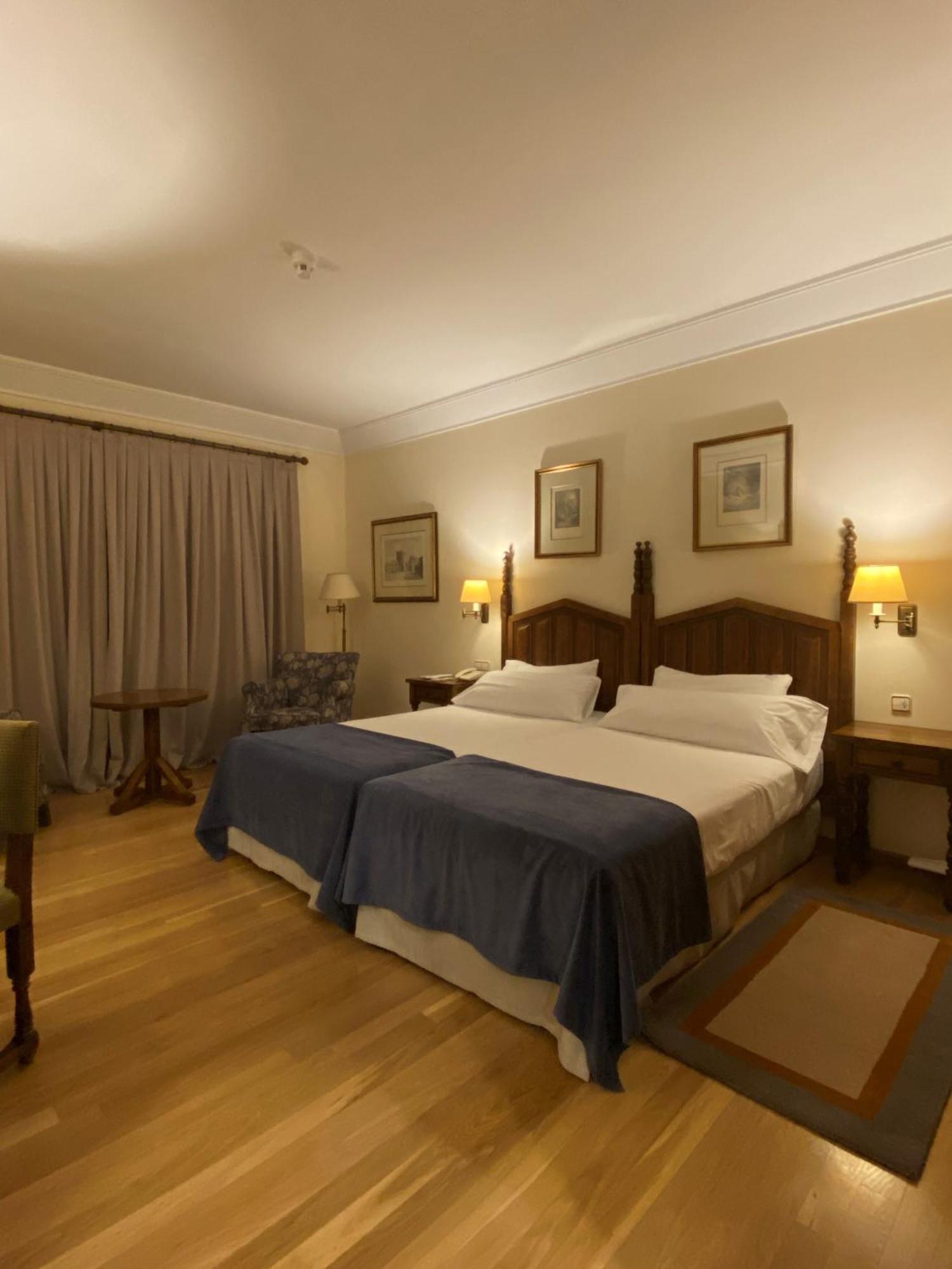 Parador De Vilalba Kültér fotó