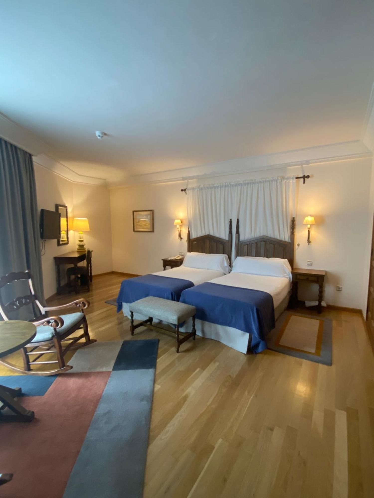 Parador De Vilalba Kültér fotó