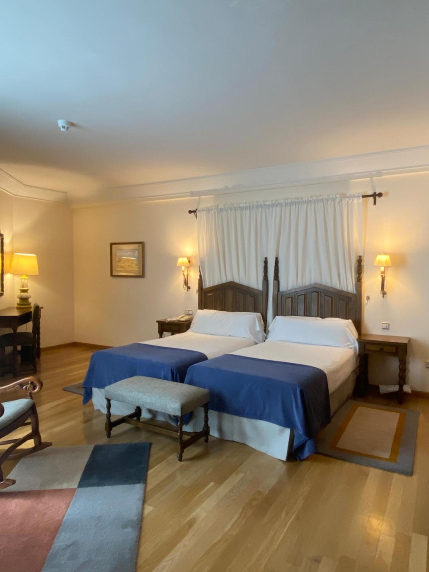 Parador De Vilalba Kültér fotó